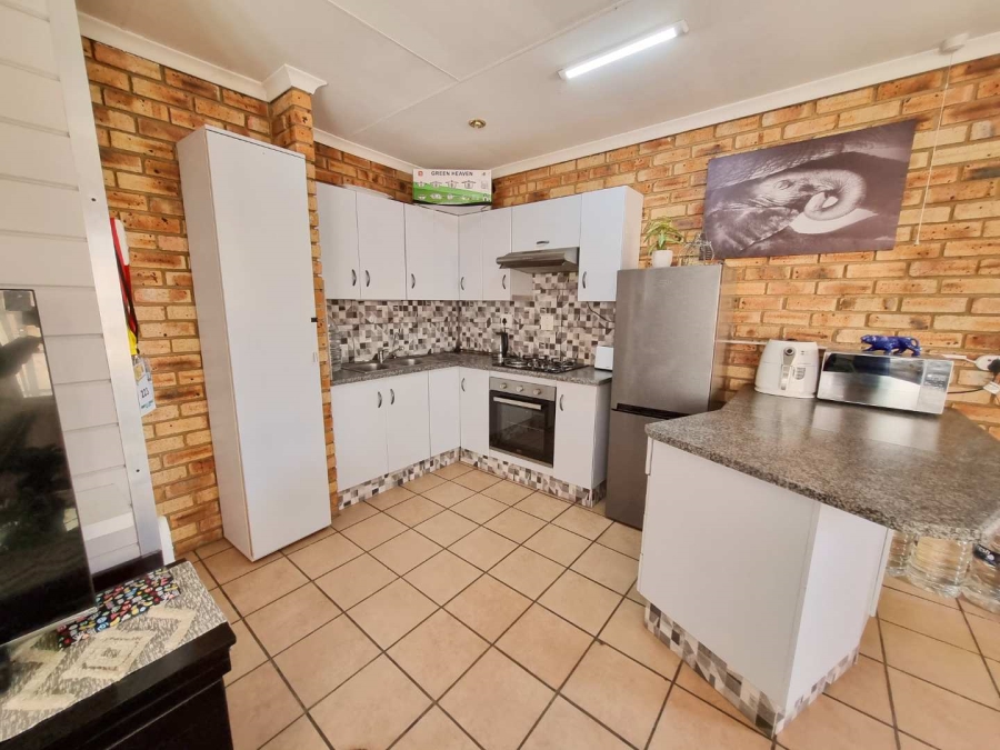 1 Bedroom Property for Sale in Parys Free State